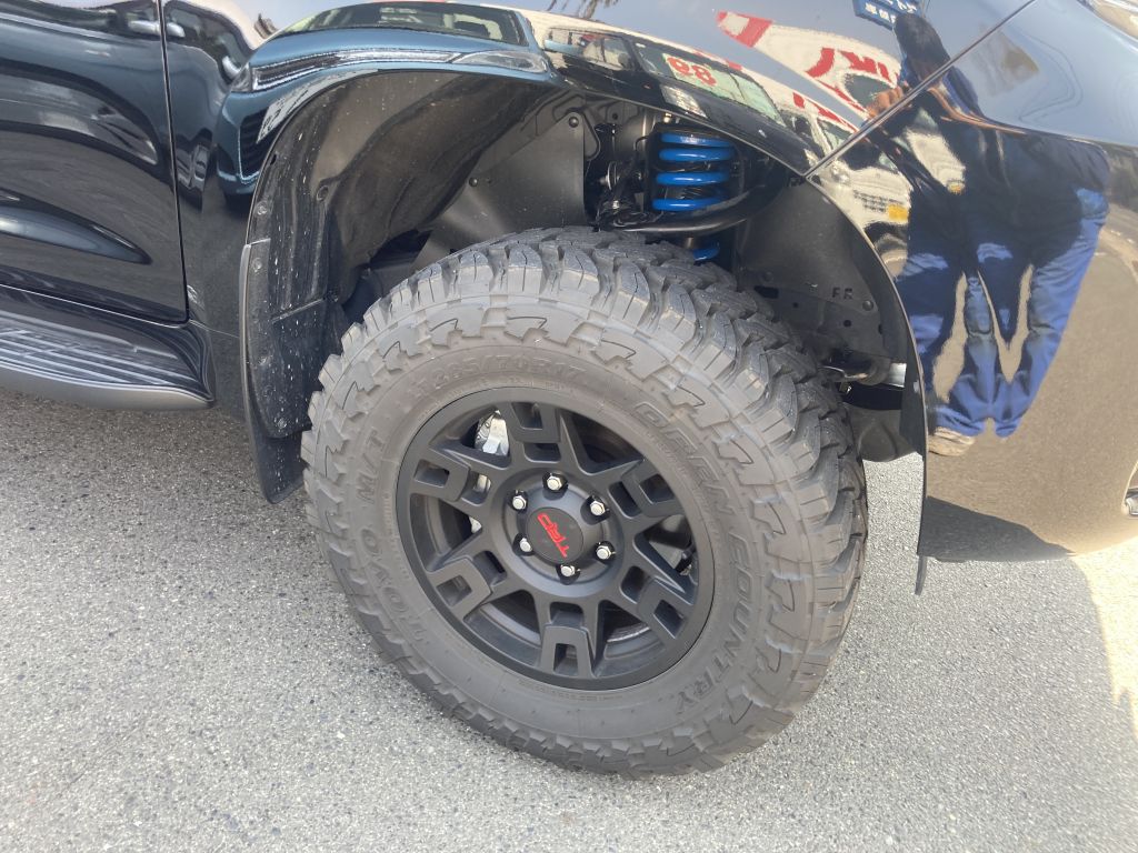 り*う様 150プラド モトレージ　2.5インチ　ディーゼル 150プラドをモトレージ サスペンションキット で2.5インチ+αの