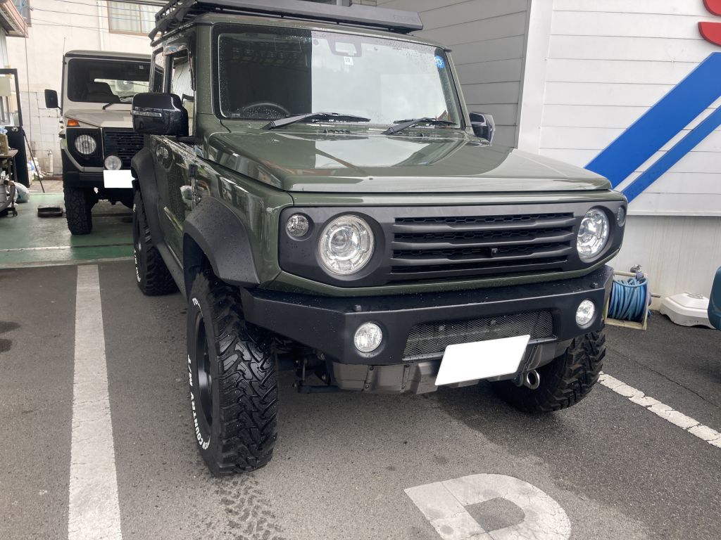 ジムニーシエラ　フロントカメラ取付　平成30年式　JB74Wの画像